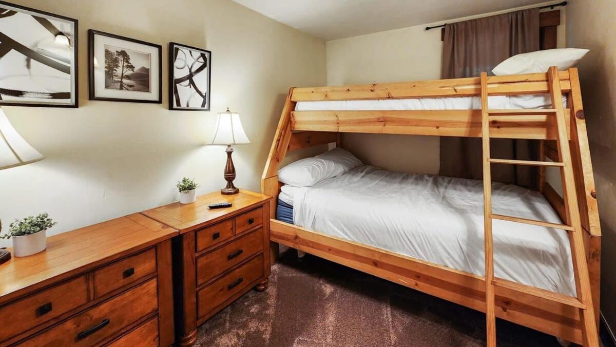 Cozy 2 Bedroom Condo In Town Walk To Main St Skiing Breckenridge Eksteriør bilde